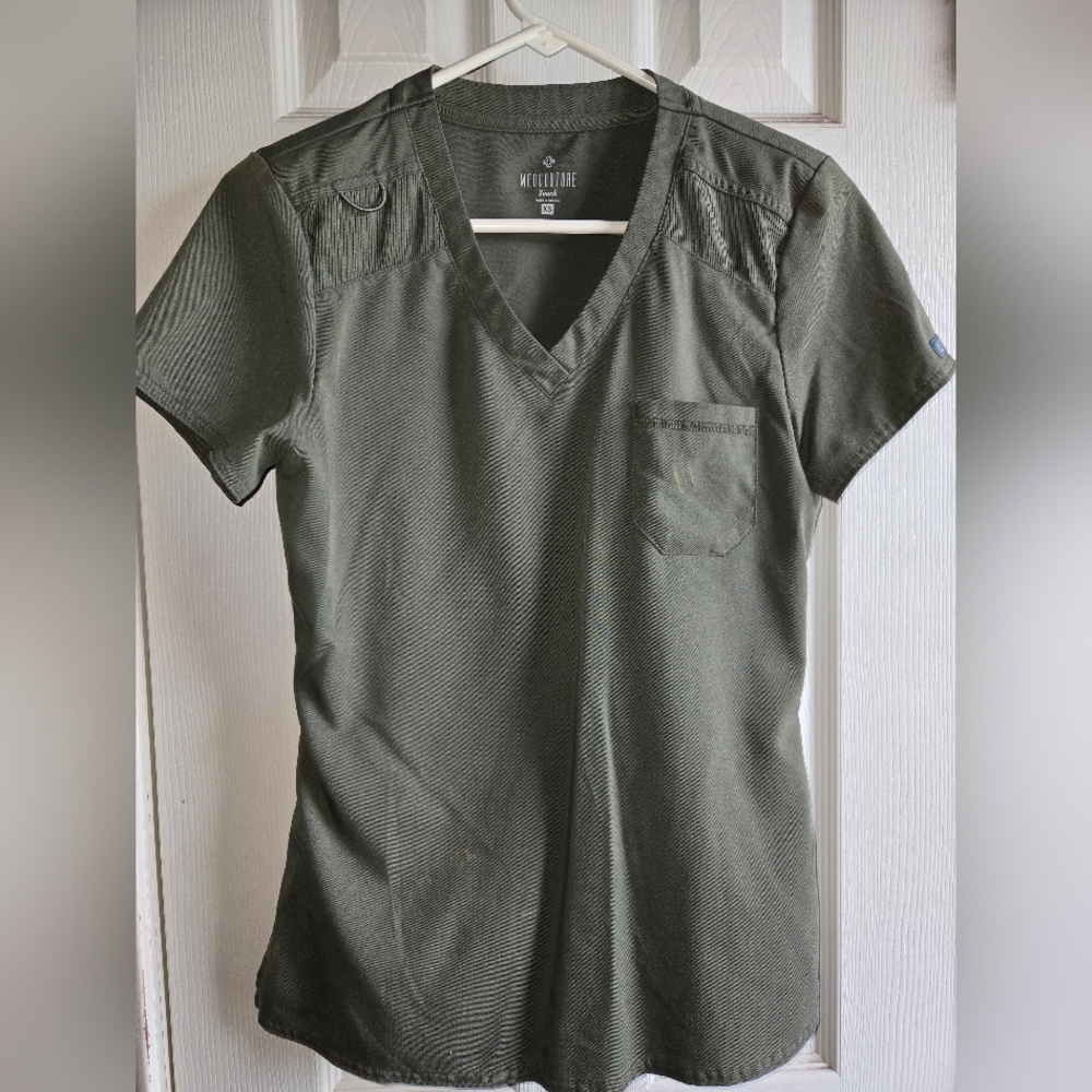 Med Couture Touch Olive Scrub Top